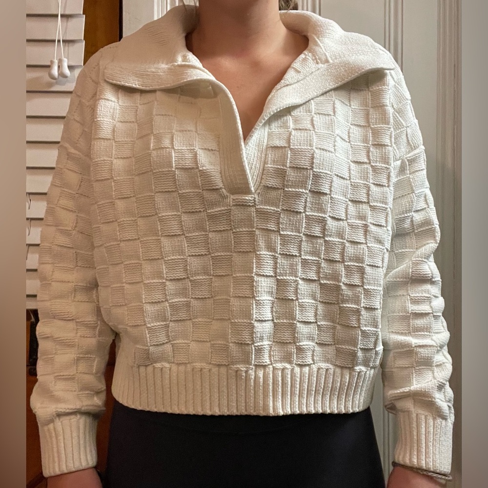 Abercrombie & Fitch Women’s Cropped Sweater